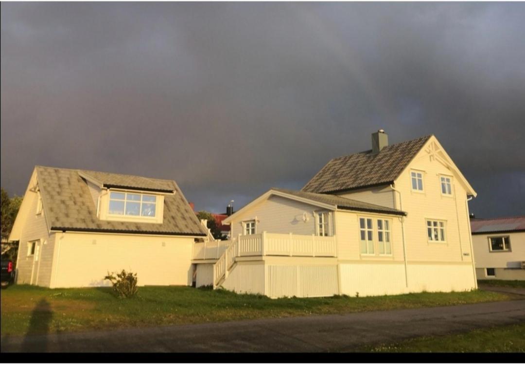 Sentral Studioleilighet Ved Stranden Og Hvalsenter Nb Ma Vaskes Etter Endt Leie Eller Betale Rengjoringshjelpen 500 Kr Andenes Ngoại thất bức ảnh
